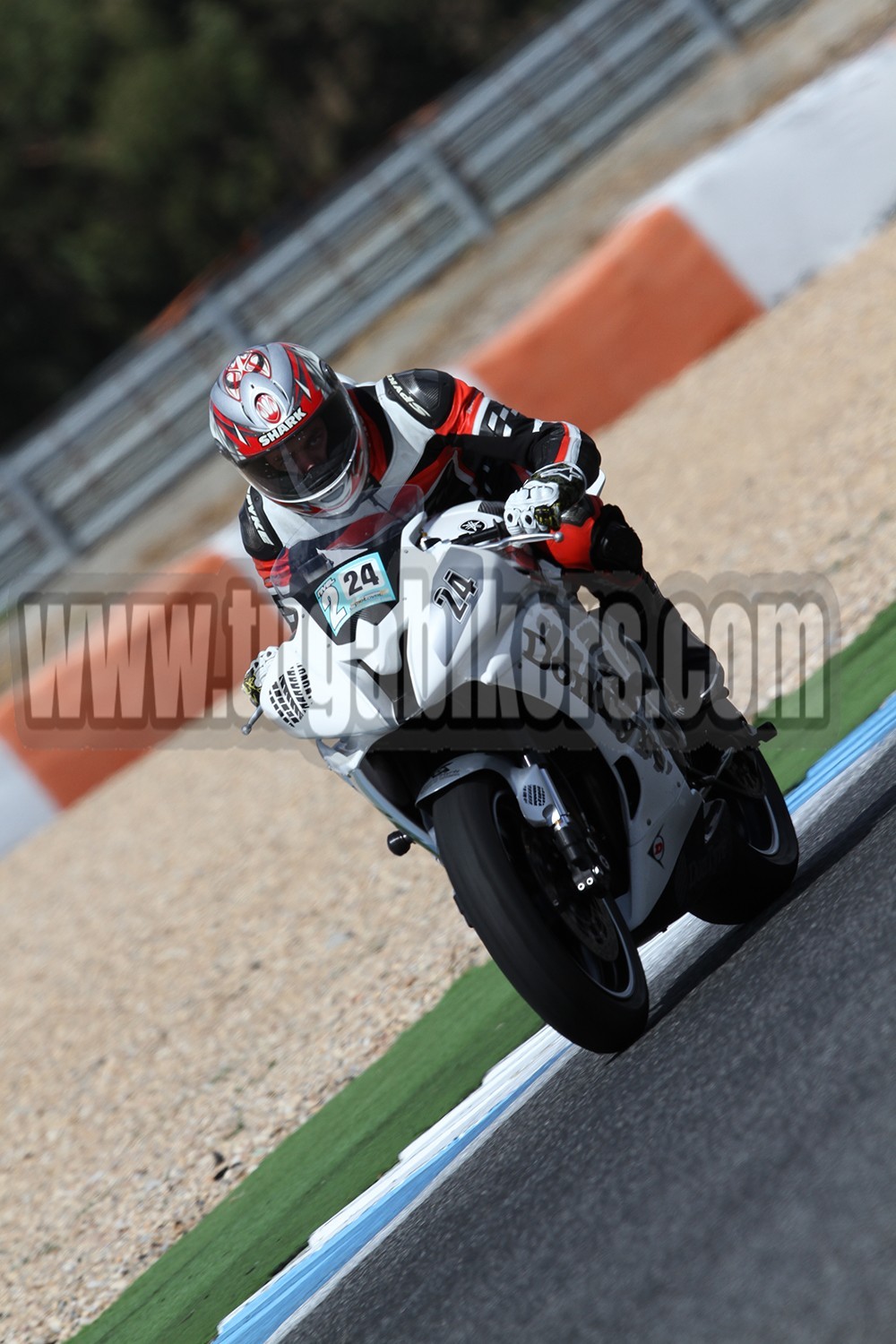 TRACK DAY MOTOVAL dia 12 e 13  Setembro 2015 CIRCUITO DO ESTORIL   - Pgina 3 DKAjHV