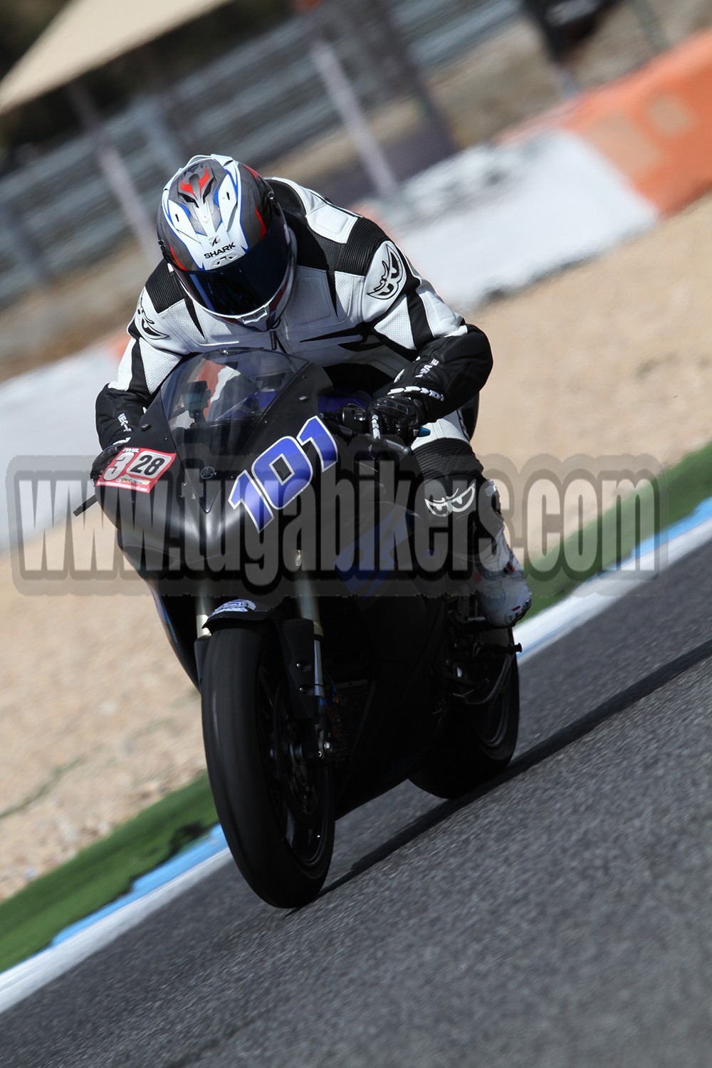 TRACK DAY MOTOVAL dia 12 e 13  Setembro 2015 CIRCUITO DO ESTORIL   - Pgina 2 Qqka7Q