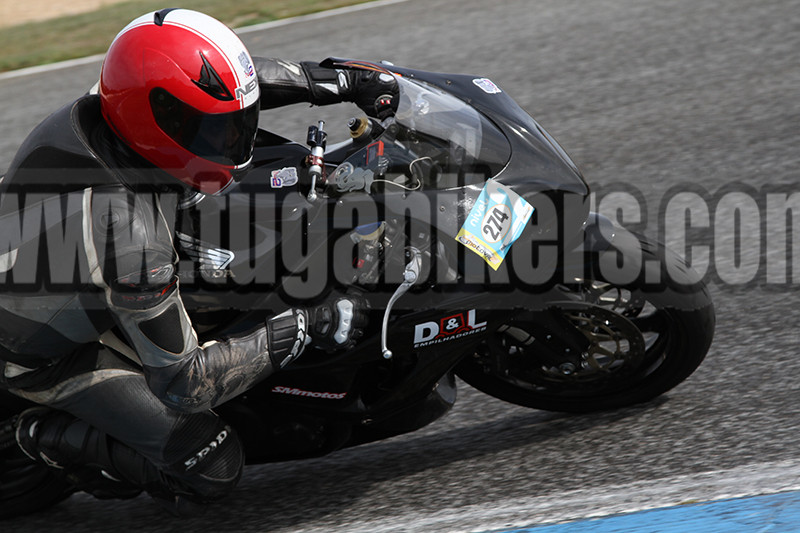 TRACK DAY MOTOVAL   1 e 2 de Maio 2015 CIRCUITO DO ESTORIL  - Pgina 3 X98qdQ