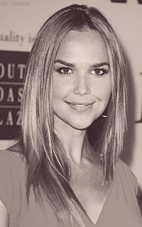 Arielle Kebbel YgpvOR