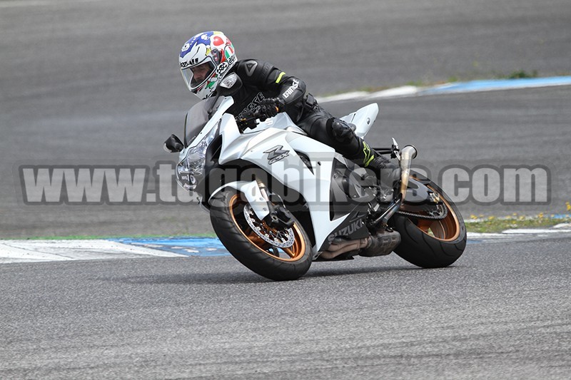 TRACK DAY MOTOVAL   1 e 2 de Maio 2015 CIRCUITO DO ESTORIL  - Pgina 3 EYIpDP