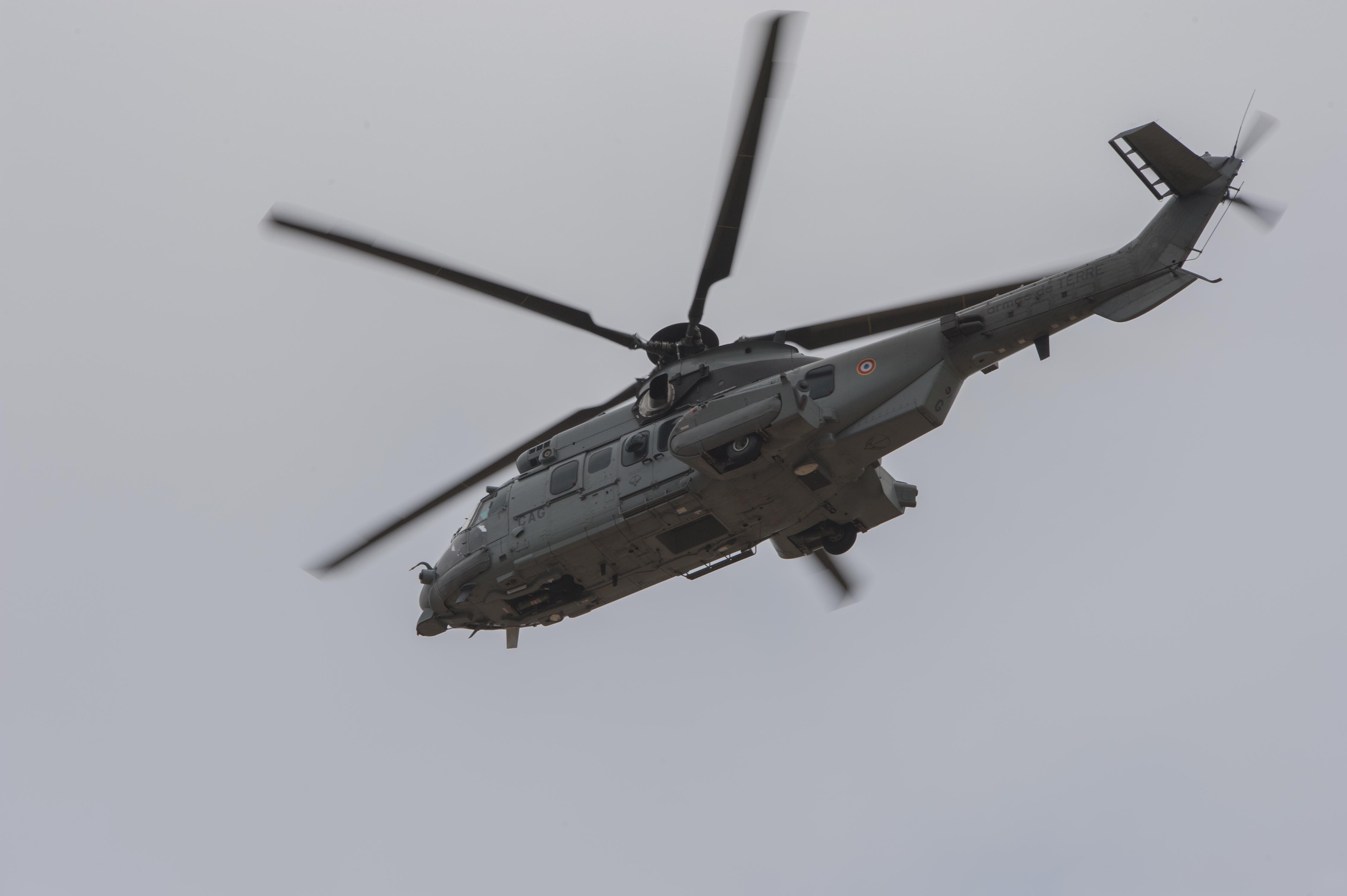 BA 110 Creil - Départ des hélicoptères pour le défilé du 14 juillet 2015 GajLNF