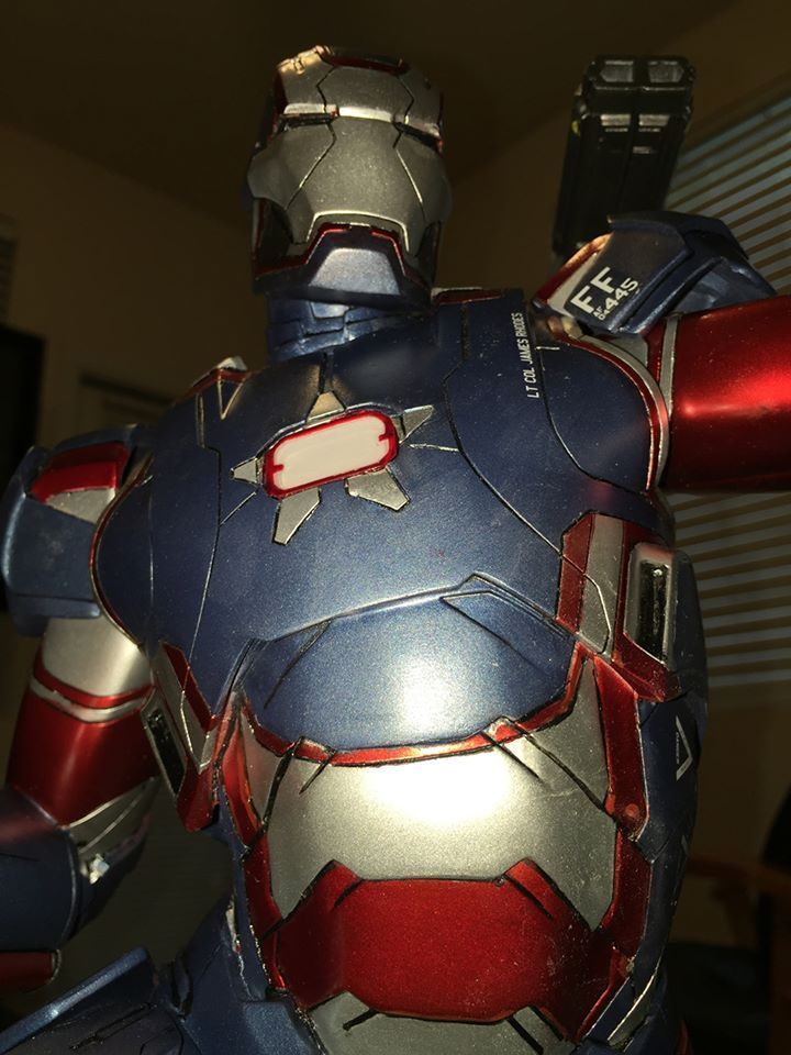 IRON PATRIOT Maquette - Page 4 RLzrPa