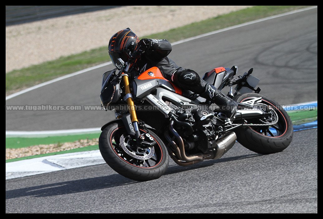 Track Day Motoval 25 e 26 Outubro 2014 Circuito do Estoril  - Pgina 6 Zj00KX