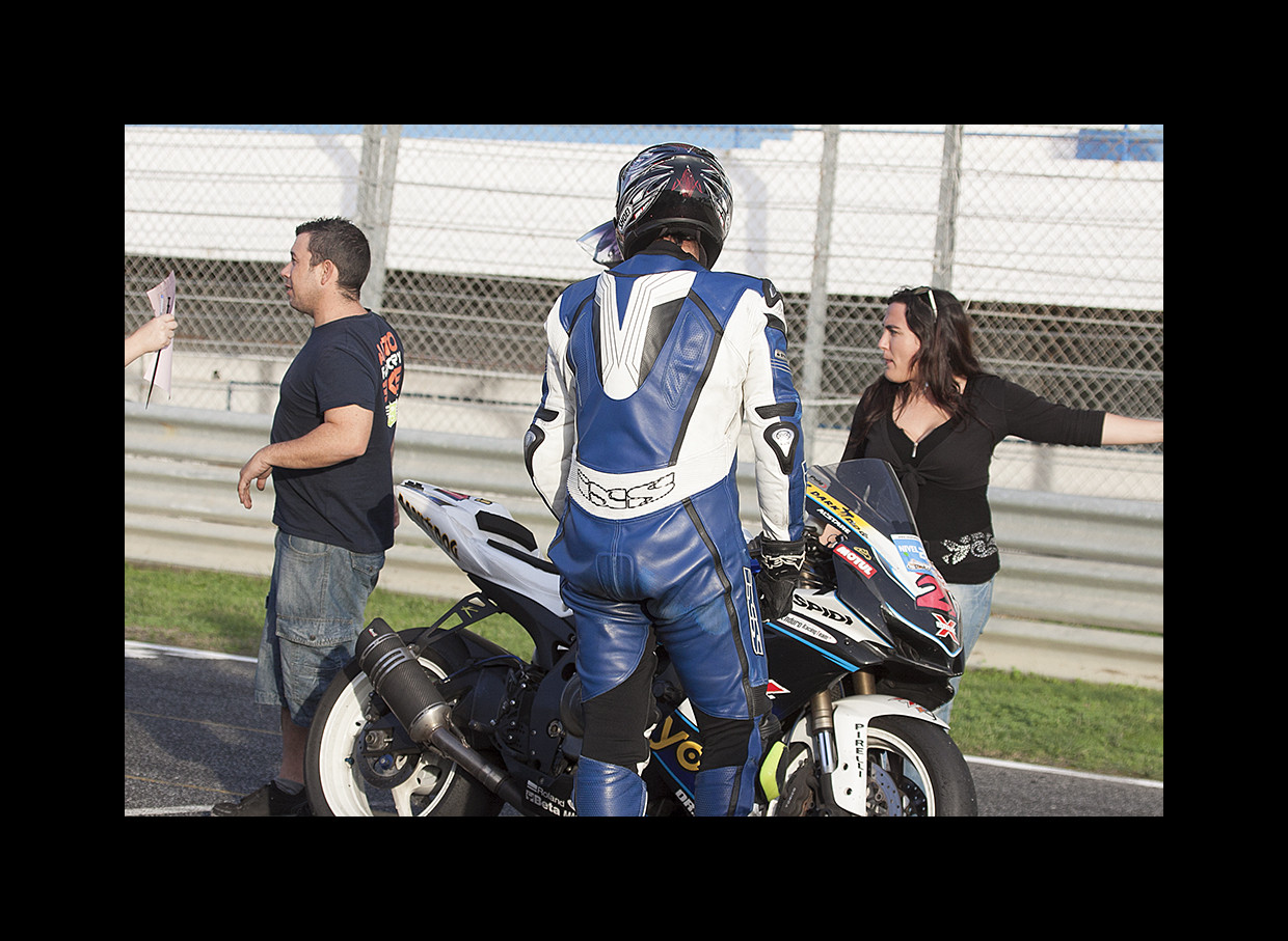 Track Day Motoval 25 e 26 Outubro 2014 Circuito do Estoril  - Pgina 6 9Vm0ZY