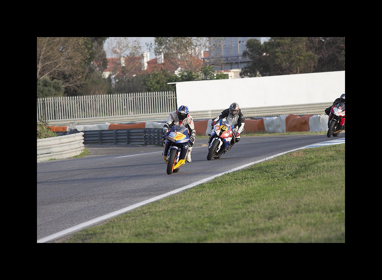 Track Day Motoval 25 e 26 Outubro 2014 Circuito do Estoril  - Pgina 6 BZQAiM