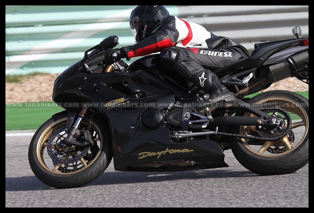 Track Day Motoval 25 e 26 Outubro 2014 Circuito do Estoril  - Pgina 6 Inc5yi