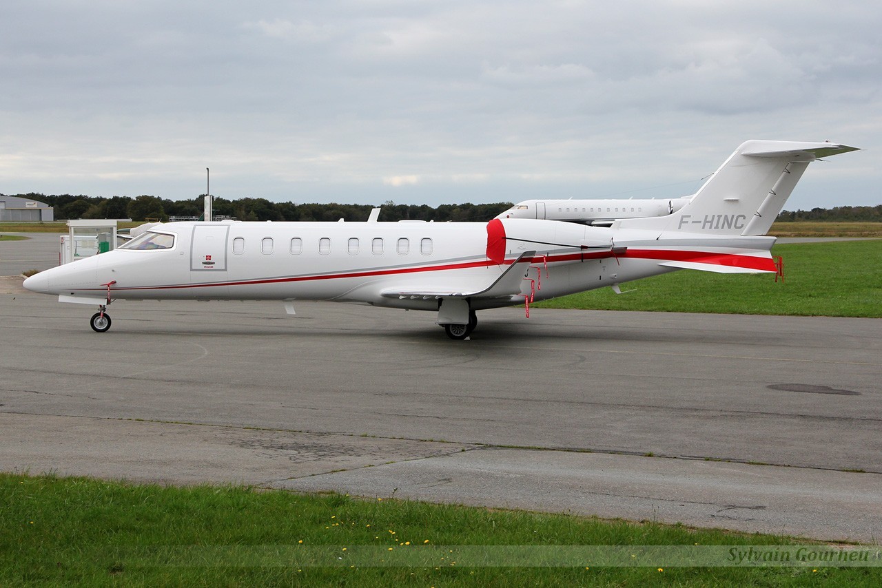 ATR 72 S5-ACK, Global 5000 HS-JRS & Learjet 75 F-HINC le 25.10.14 Je3Uw8