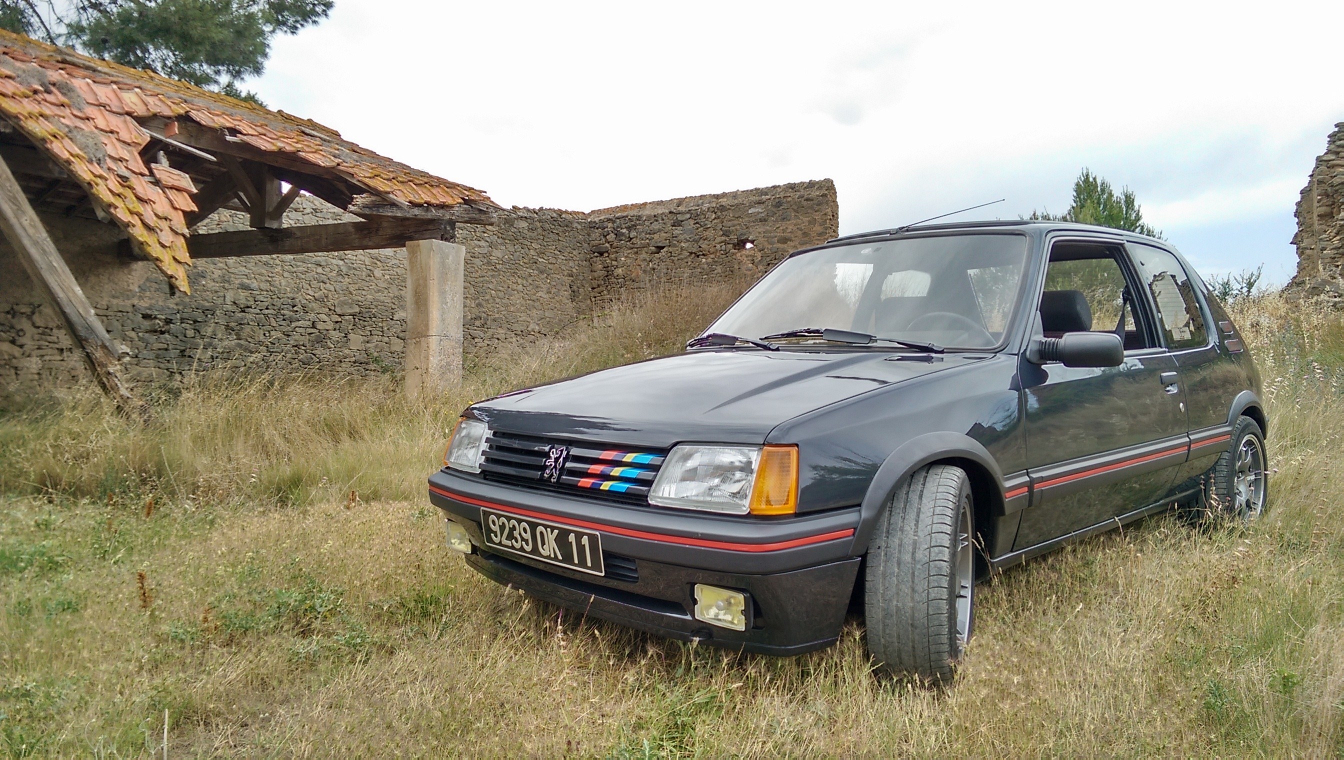 [toreto04] 205 GTI 1.6L - Gris Graphite - 1988 - Page 11 7l16