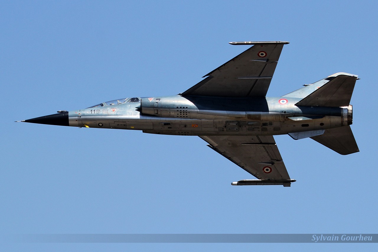 Retrait du Mirage F1 sur la BA-118 Mont-de-Marsan les 12 & 13 juin 2014 - Page 7 Z77y