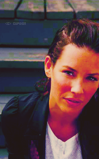 Evangeline Lilly 0sz9