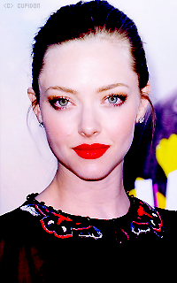 Amanda Seyfried H39e