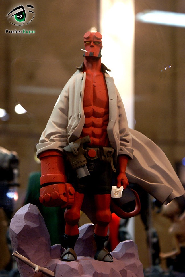 Hellboy Mike Mignola par Fariboles 1/6 Statue - Page 4 9HinEK