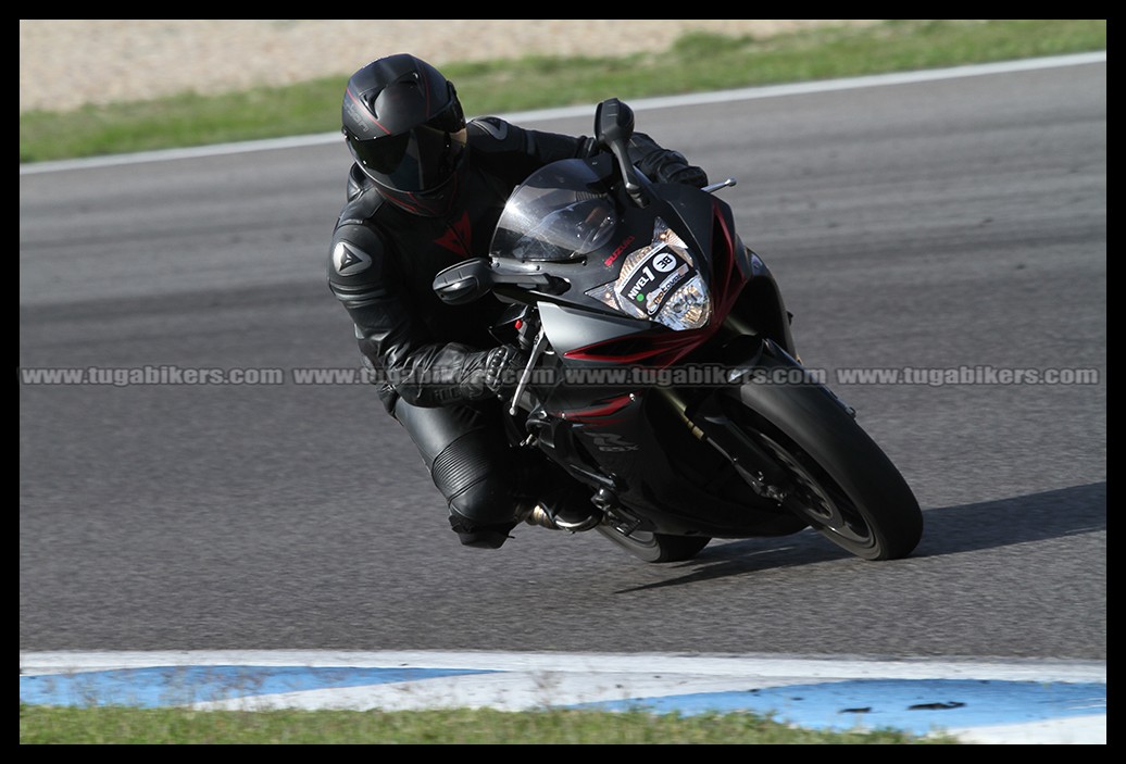 Track Day Motoval 25 e 26 Outubro 2014 Circuito do Estoril  - Pgina 6 KlHabA