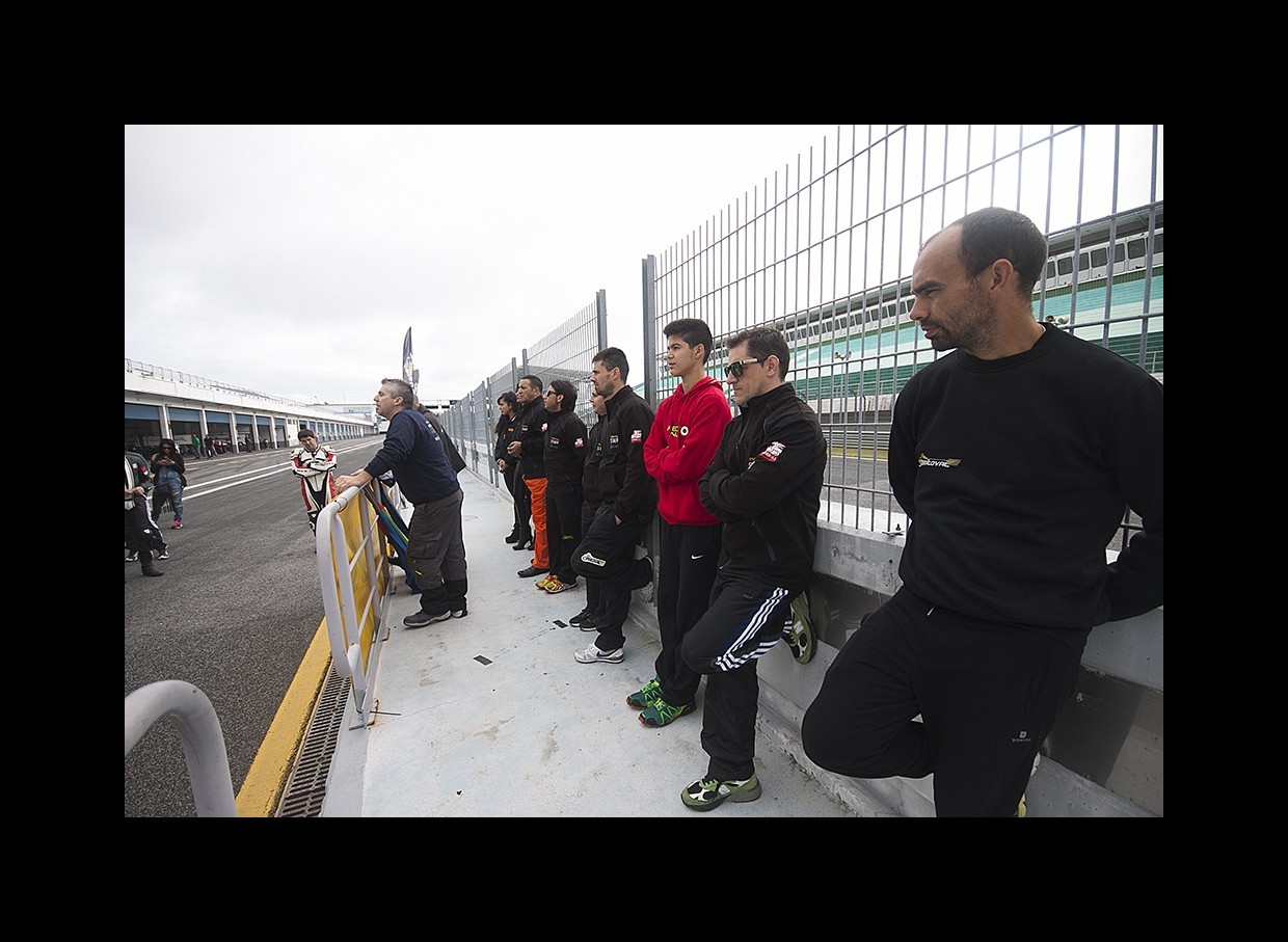 TRACK DAY MOTOVAL   1 e 2 de Maio 2015 CIRCUITO DO ESTORIL  I9UVkO