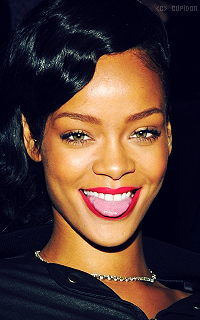 Rihanna Fenty ZiPcFs