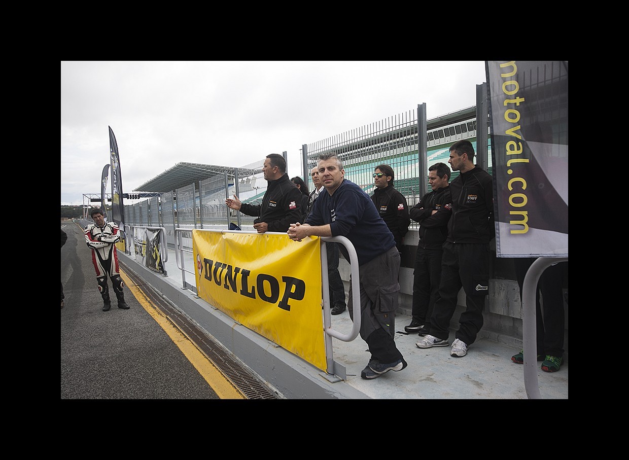 TRACK DAY MOTOVAL   1 e 2 de Maio 2015 CIRCUITO DO ESTORIL  7LoIFQ