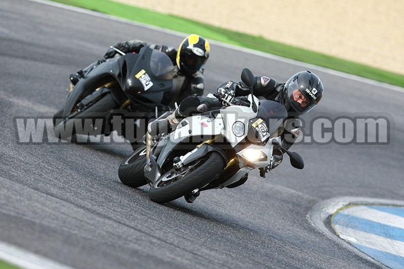 TrACK DAY MOTOVAL  3 e 4 Abril + prova Copa S1000RR EasyRace  2015 CIRCUITO DO ESTORIL  - Pgina 2 AThjGw