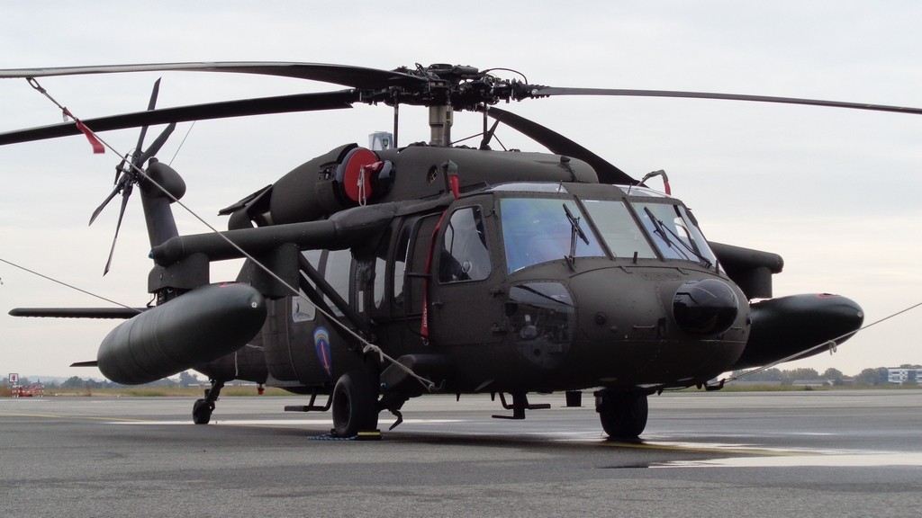 2 Blackhawk US aujourd'hui à Toulouse LSQvYa