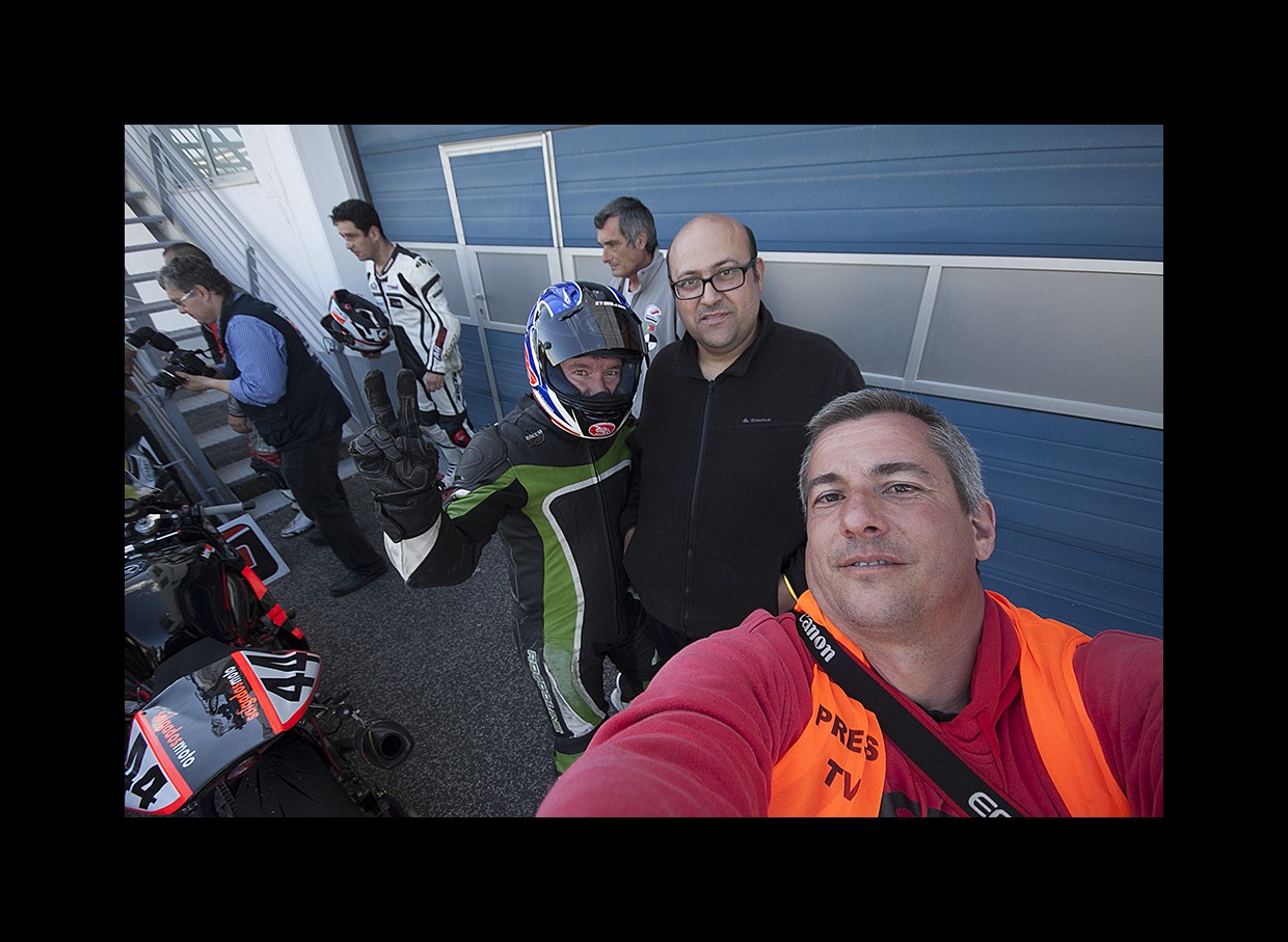 Campeonato Nacional de Velocidade Estoril I 19 de Abril 2015 - Pgina 2 XmSXjj