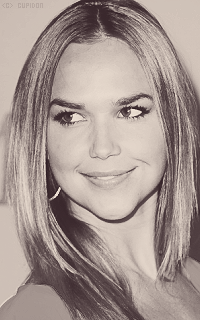 Arielle Kebbel KhT0bx