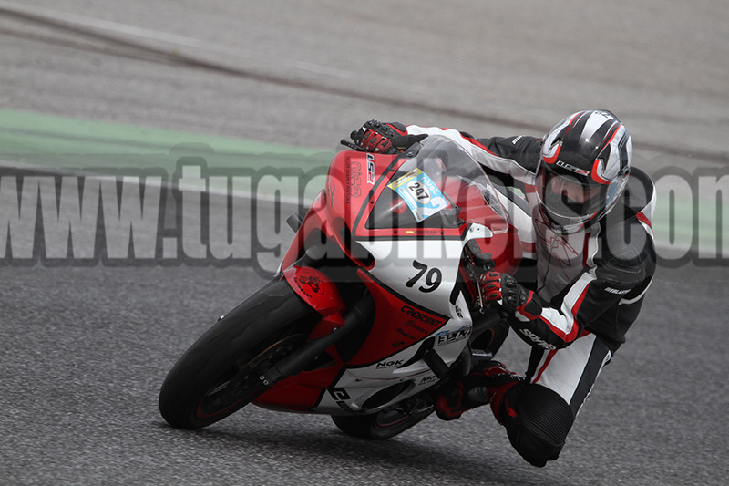 TRACK DAY MOTOVAL   1 e 2 de Maio 2015 CIRCUITO DO ESTORIL  - Pgina 3 TyWxND