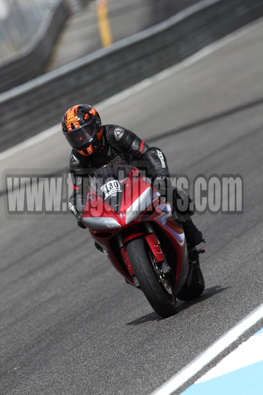 TRACK DAY MOTOVAL dia 12 e 13  Setembro 2015 CIRCUITO DO ESTORIL   - Pgina 2 VbWuiT