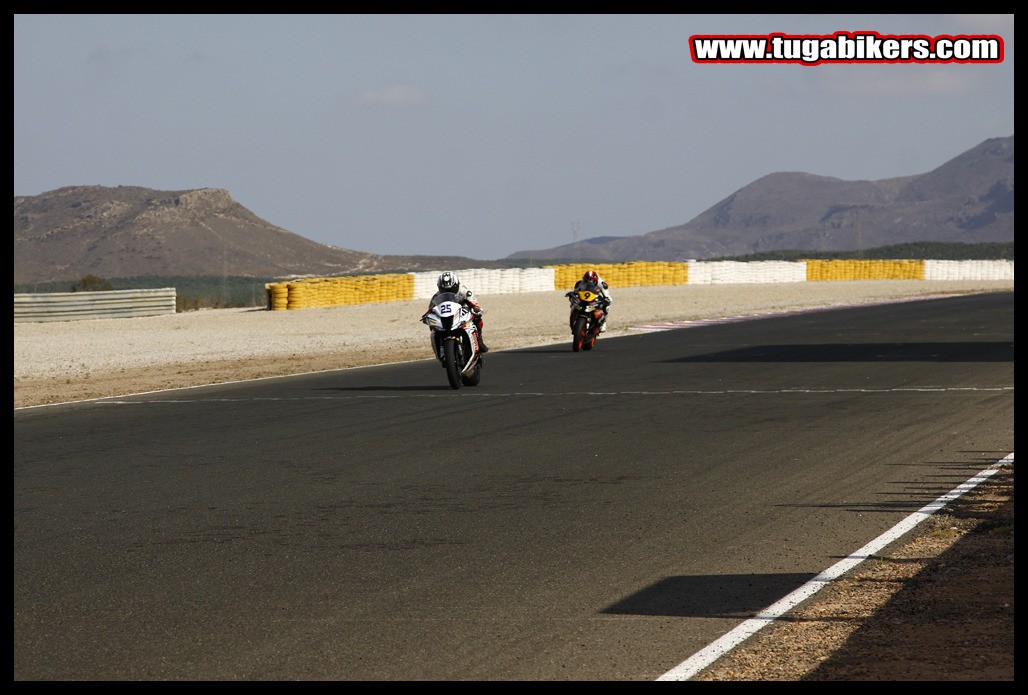  Mais Portugueses a defender as nossas cores l fora -Copa la S1000RR easyRace 2014 - Pgina 3 CjaDoq