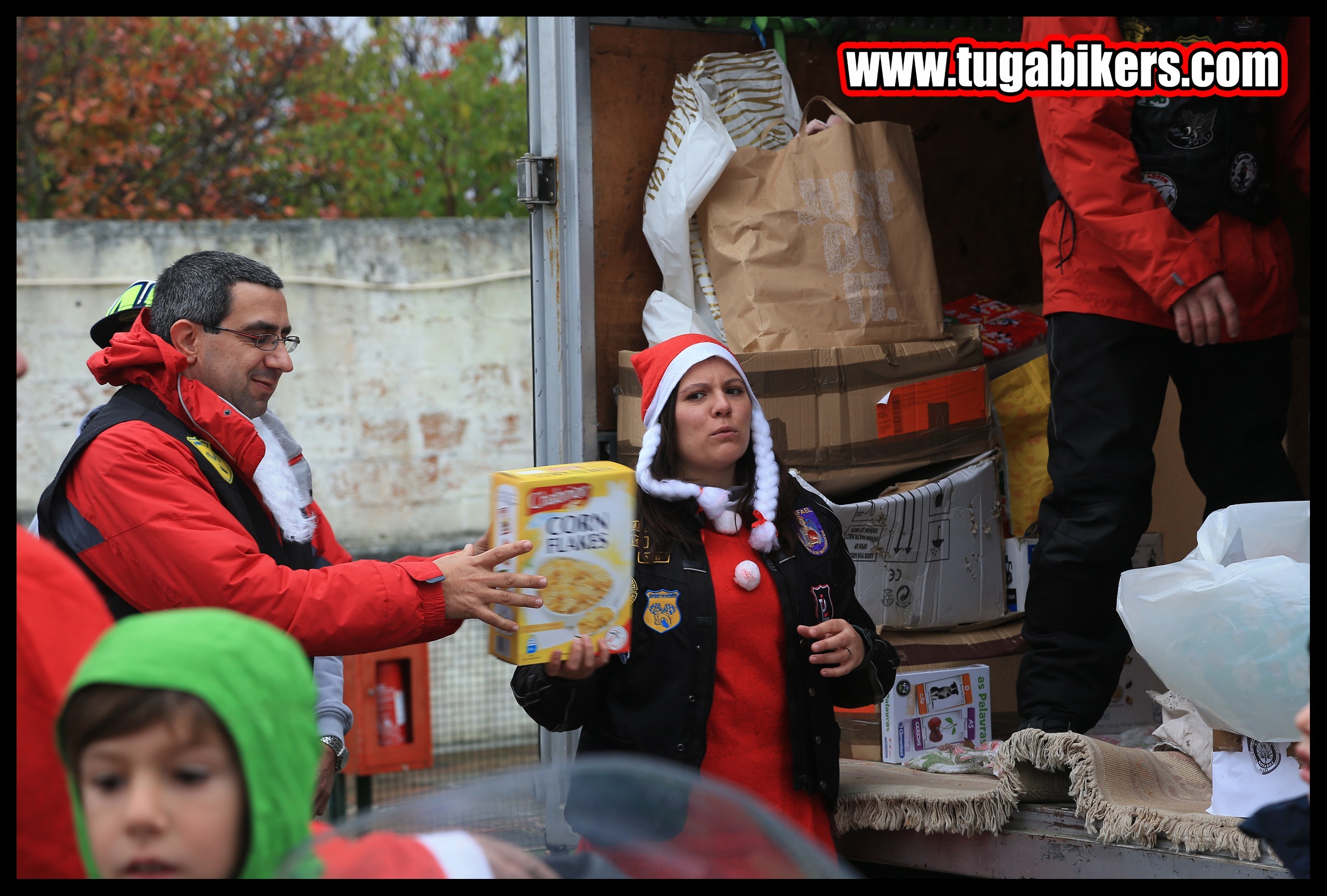 Entrega de Prendas de Natal Motards do Ocidente 2016 Ait5UL