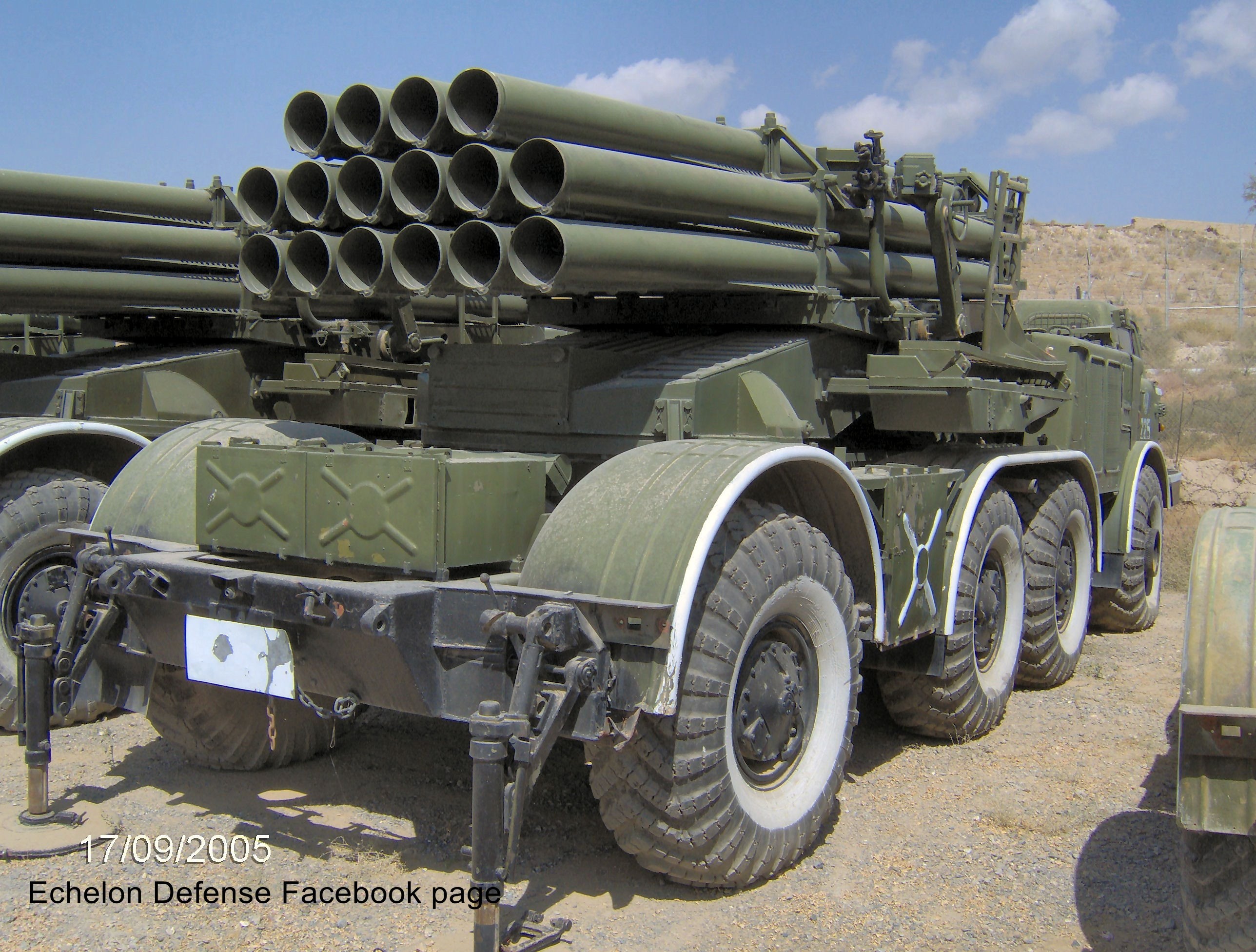 Russian MRLS: Grad, Uragan, Smerch, Tornado-G/S - Page 6 QJsFfv