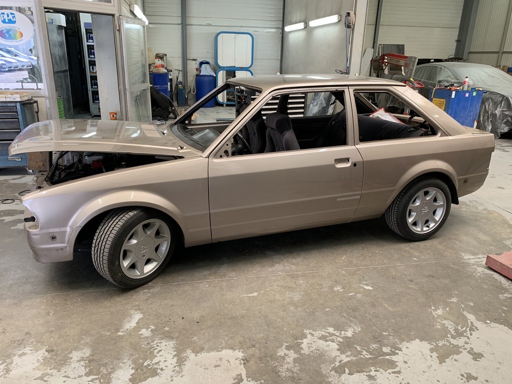 Reconversion de mon Escort MK3 Ghia en Escort RS 1600i - Page 14 Q2OK3N