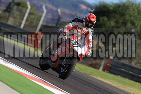 2016 Track Day Eybis 30 de Setembro a 2 Outubro e corrida Powertrophy 2 horas Endurance no Sbado RnEnSJ