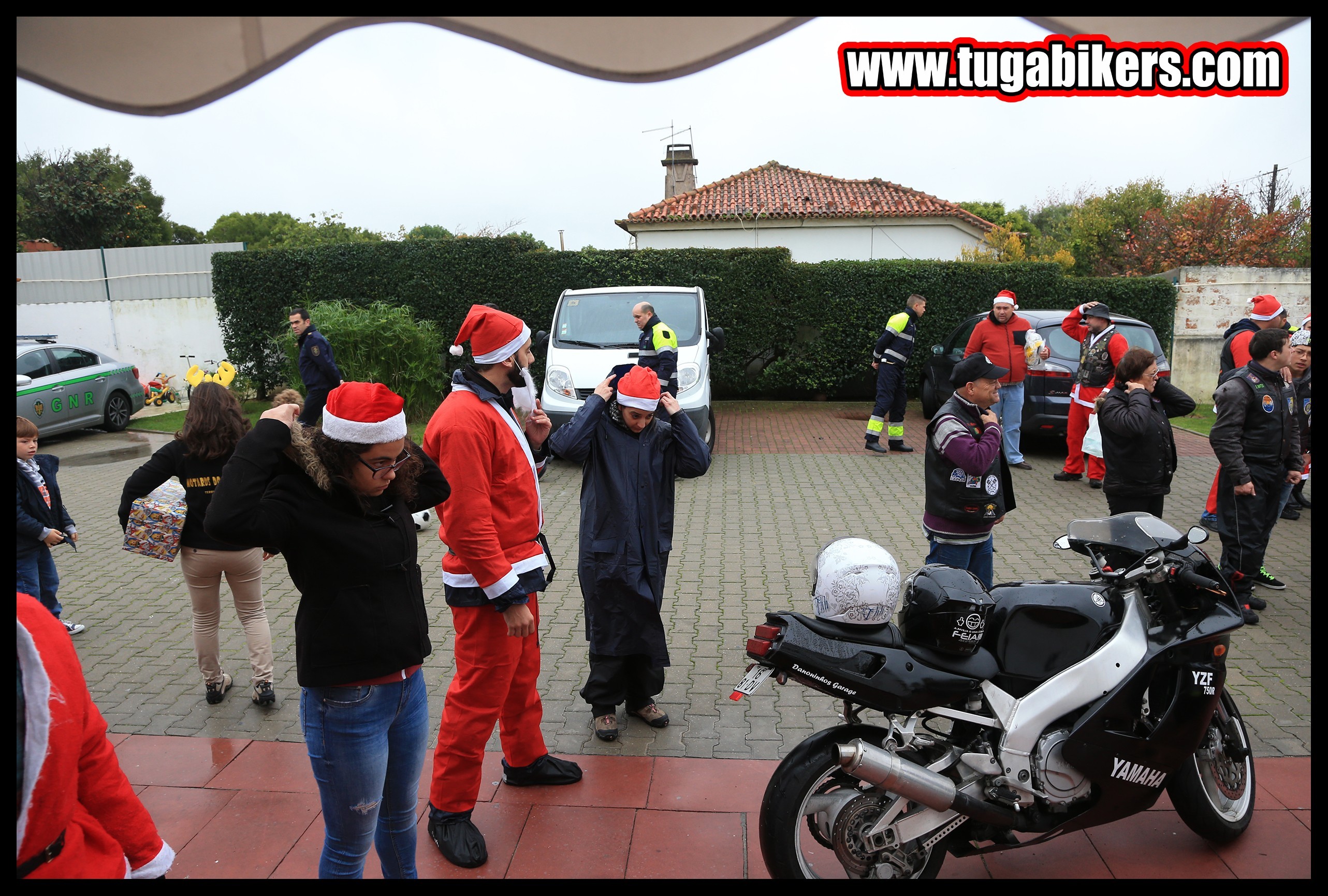 Entrega de Prendas de Natal Motards do Ocidente 2016 Shc0P0