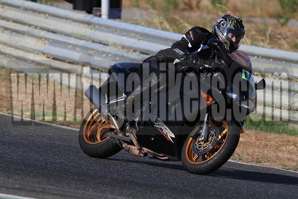 Track Day Motoval Estoril dias 3 e 4 Setembro de 2016 0jPNlb