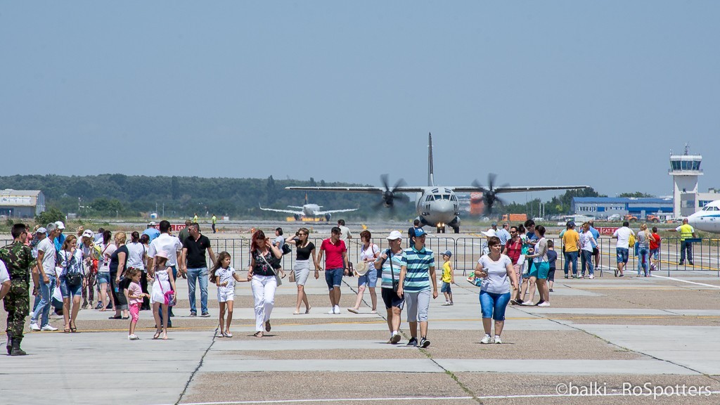 Baza 90 Transport Aerian - Ziua portilor deschise - 16 iulie 2016 BjoMl5