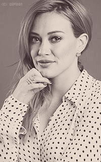 Hilary Duff CVjV1h