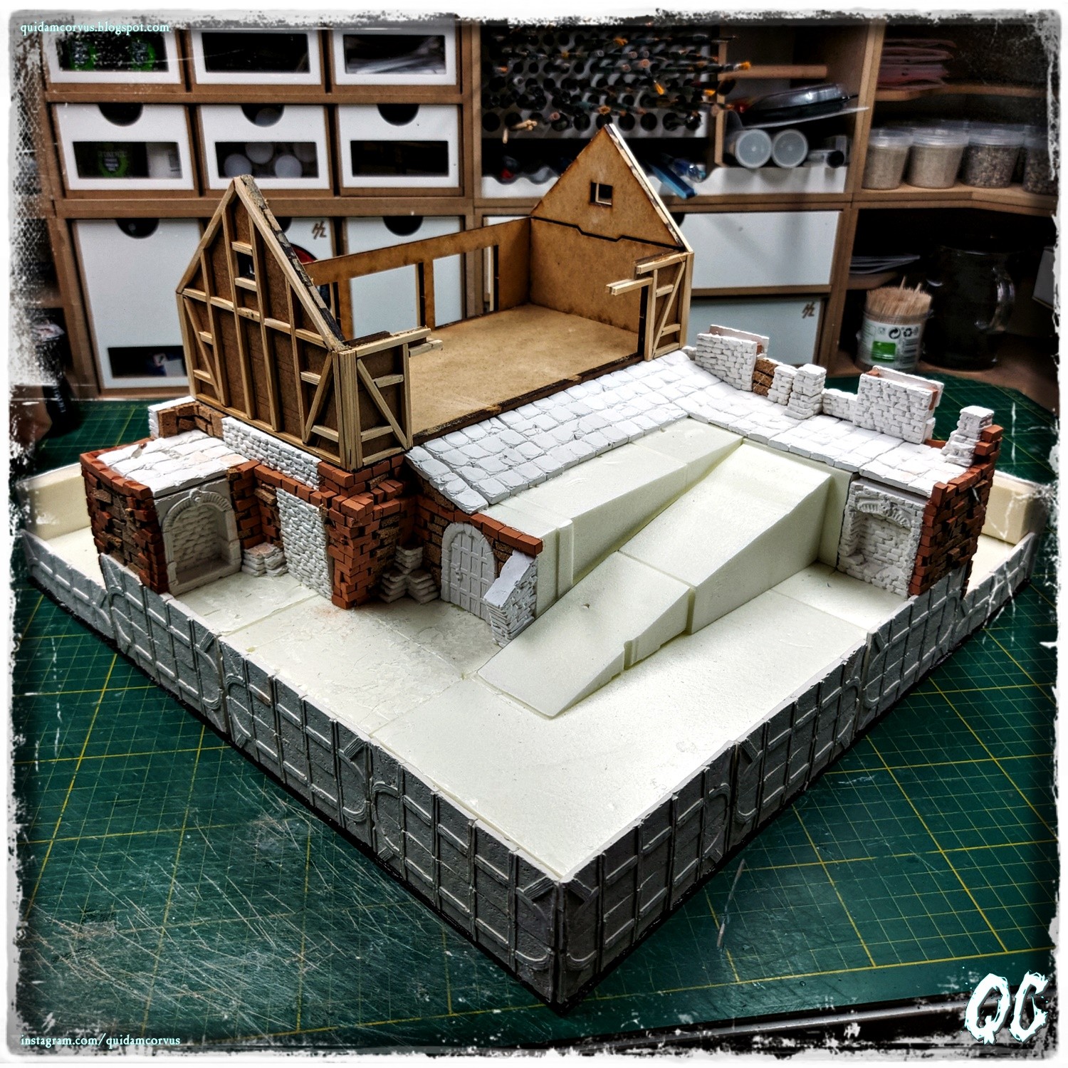 [WIP] Building of Ruins of Mordheim modular table - Page 2 GOi4FU