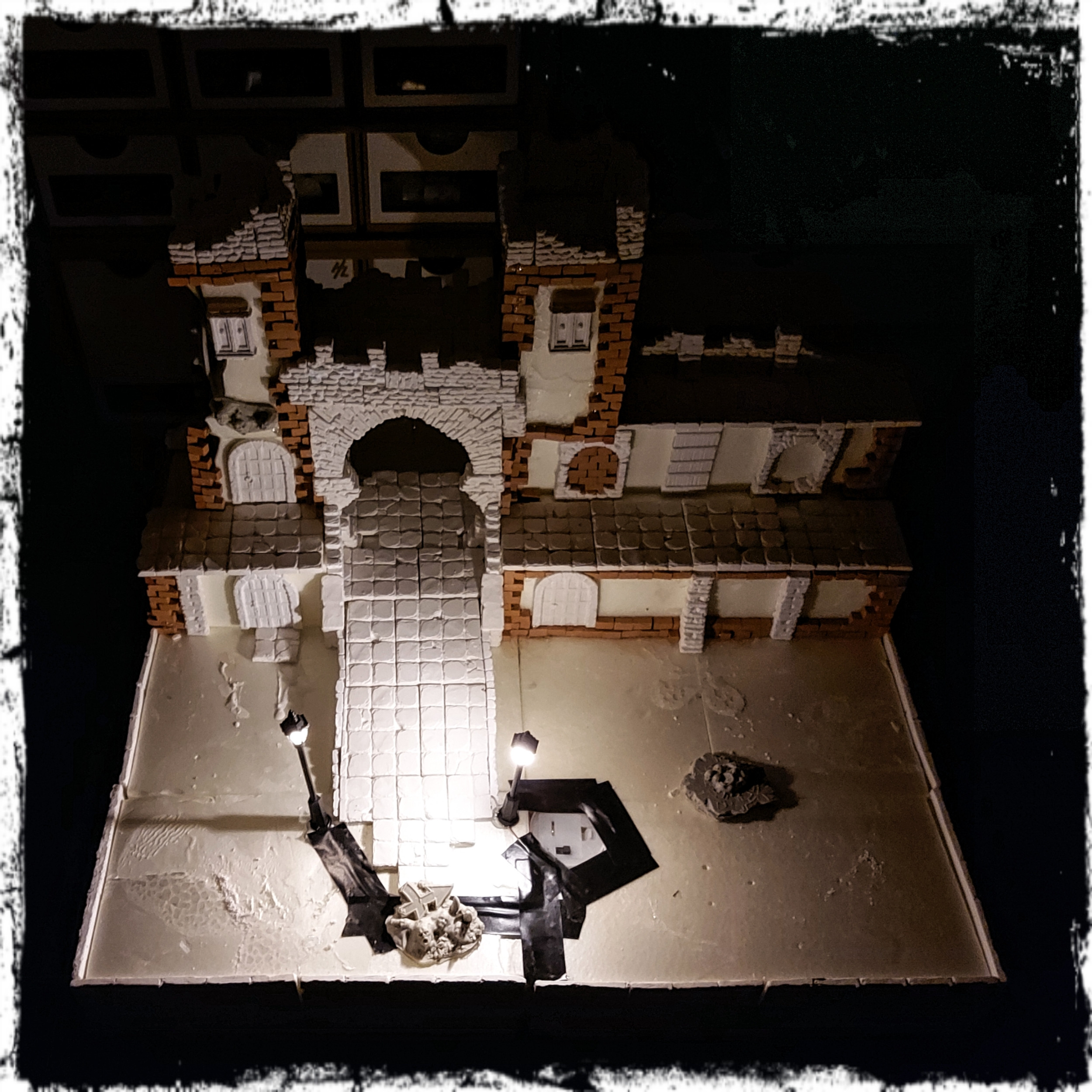 [WIP] Building of Ruins of Mordheim modular table - Page 5 LattaE