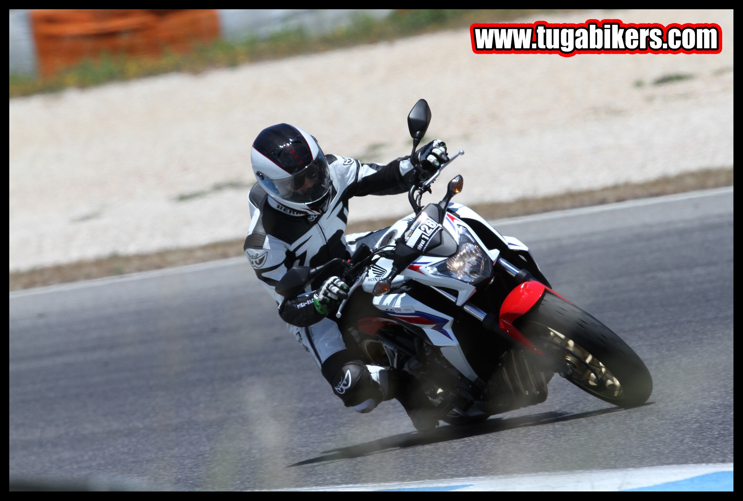 Track Day Motoval Estoril dias 25 e 26 Junho de 2016   VmKpCQ