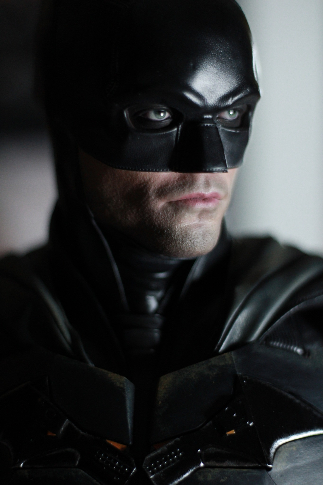 The Batman - Batman (Robert Pattinson) 1:6 - Page 2 MAyBru