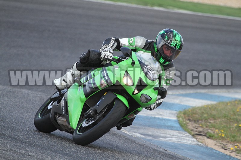 Track Day Motoval Estoril dias 4 e 5 Junho  Abril de 2016 VPfJr0