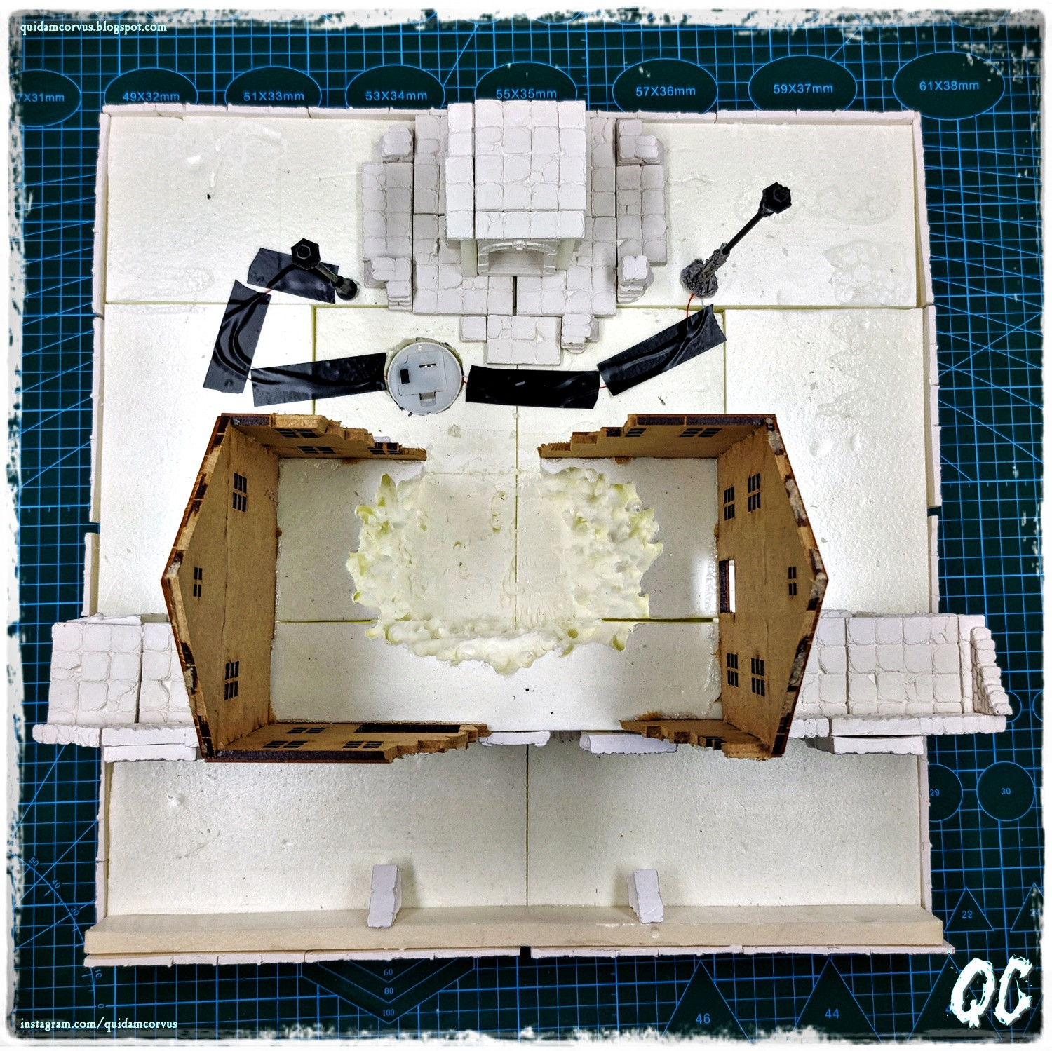 [WIP] Building of Ruins of Mordheim modular table - Page 4 3Urfsr