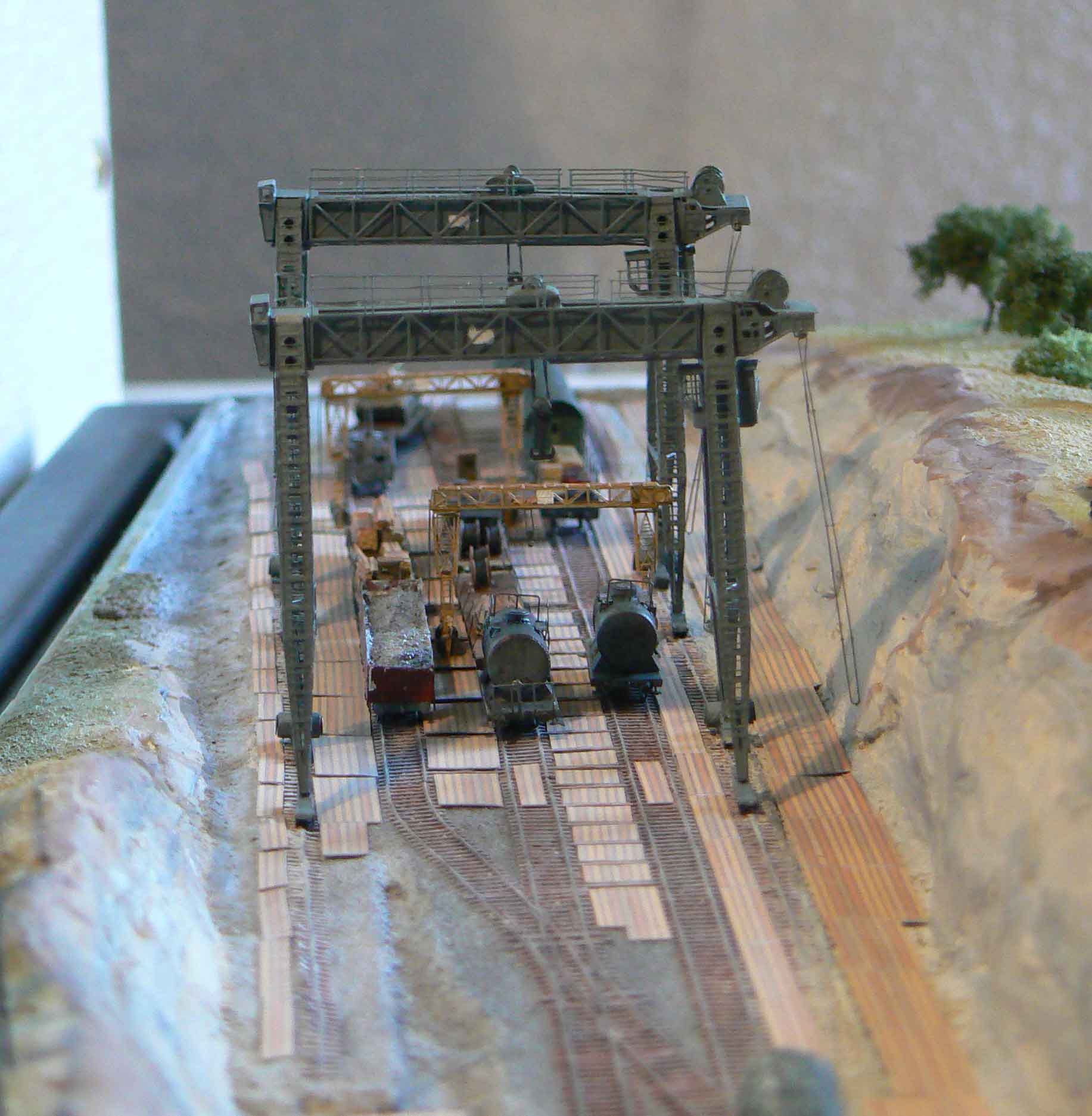 Dio : Canon allemand sur rail Dora en chargement [Bigblueboy 1/350°] de migou31 - Page 7 IrUY4u