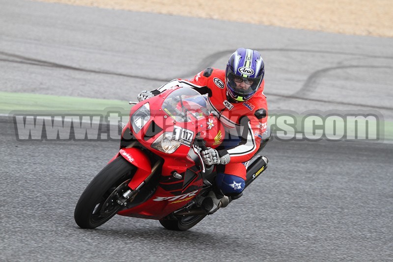 Track Day Motoval Estoril dia 6 de Fevereiro 2016 - Pgina 2 TUiBG1