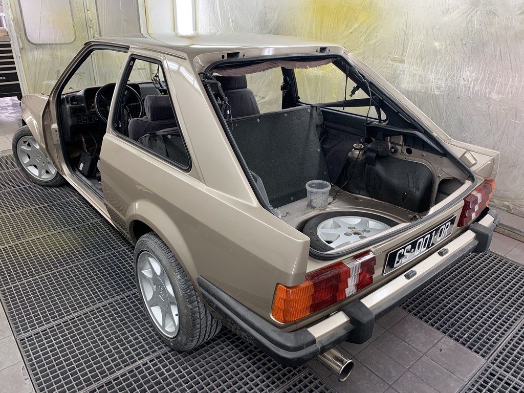 Reconversion de mon Escort MK3 Ghia en Escort RS 1600i - Page 14 VDoHqa