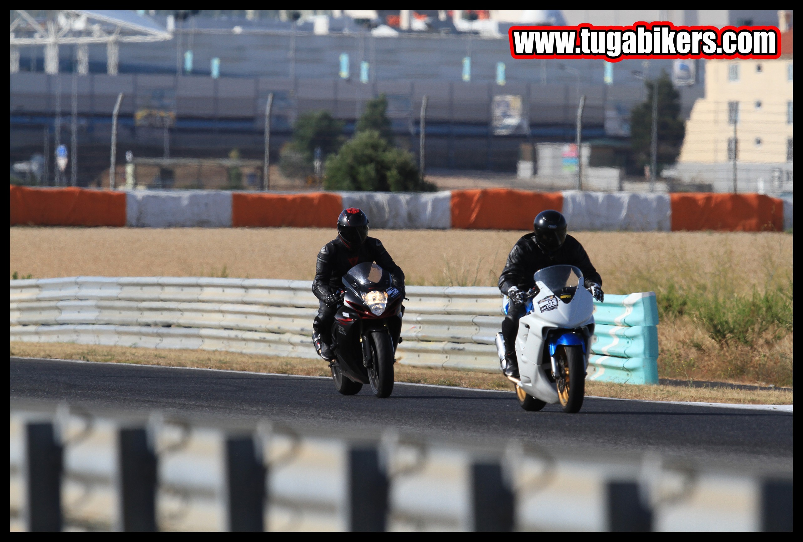 Track Day Motoval Estoril dias 3 e 4 Setembro de 2016 VZRPLh