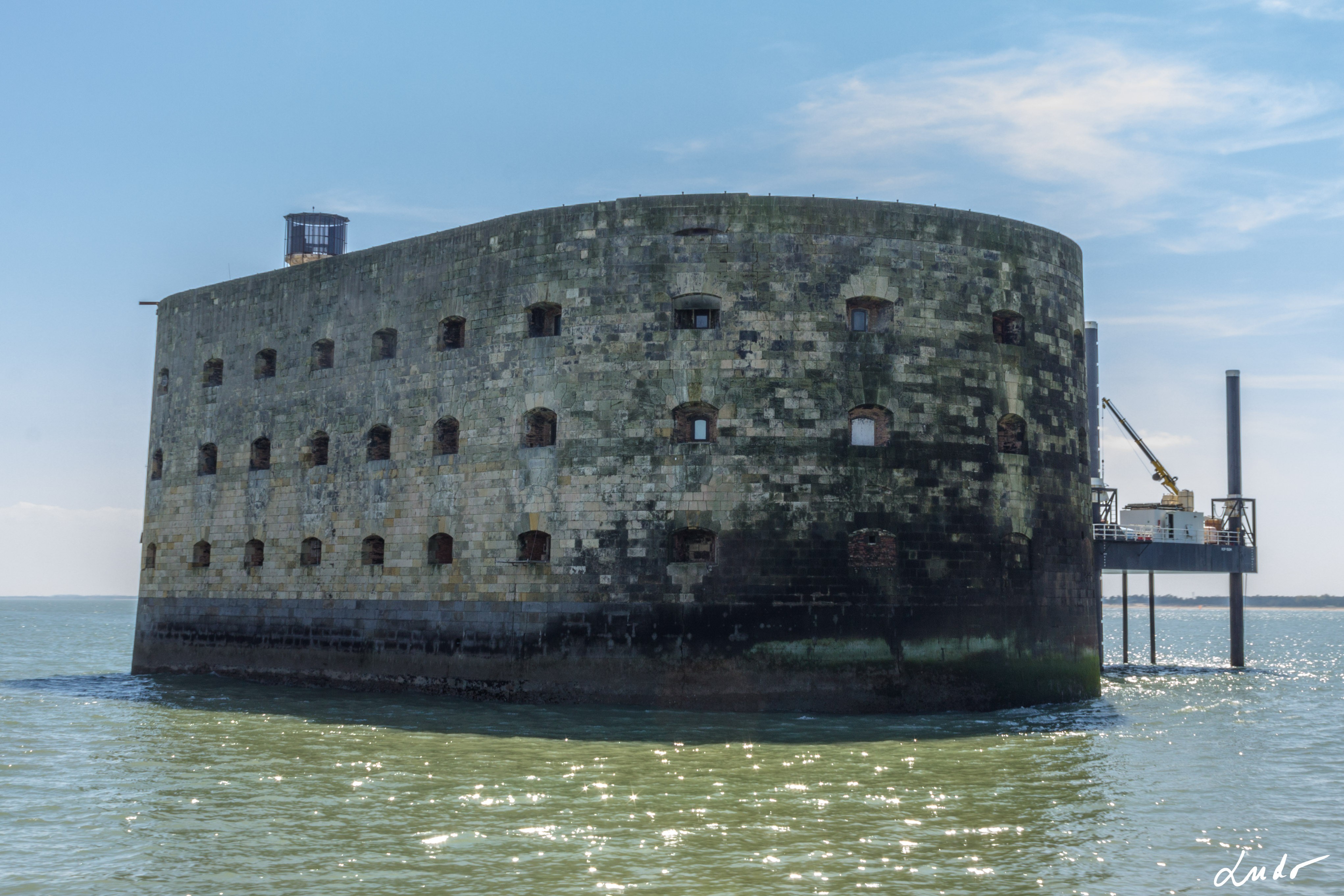 Photos divers de Fort Boyard 2017 (internautes + hors production) - Page 6 Xcw8gU