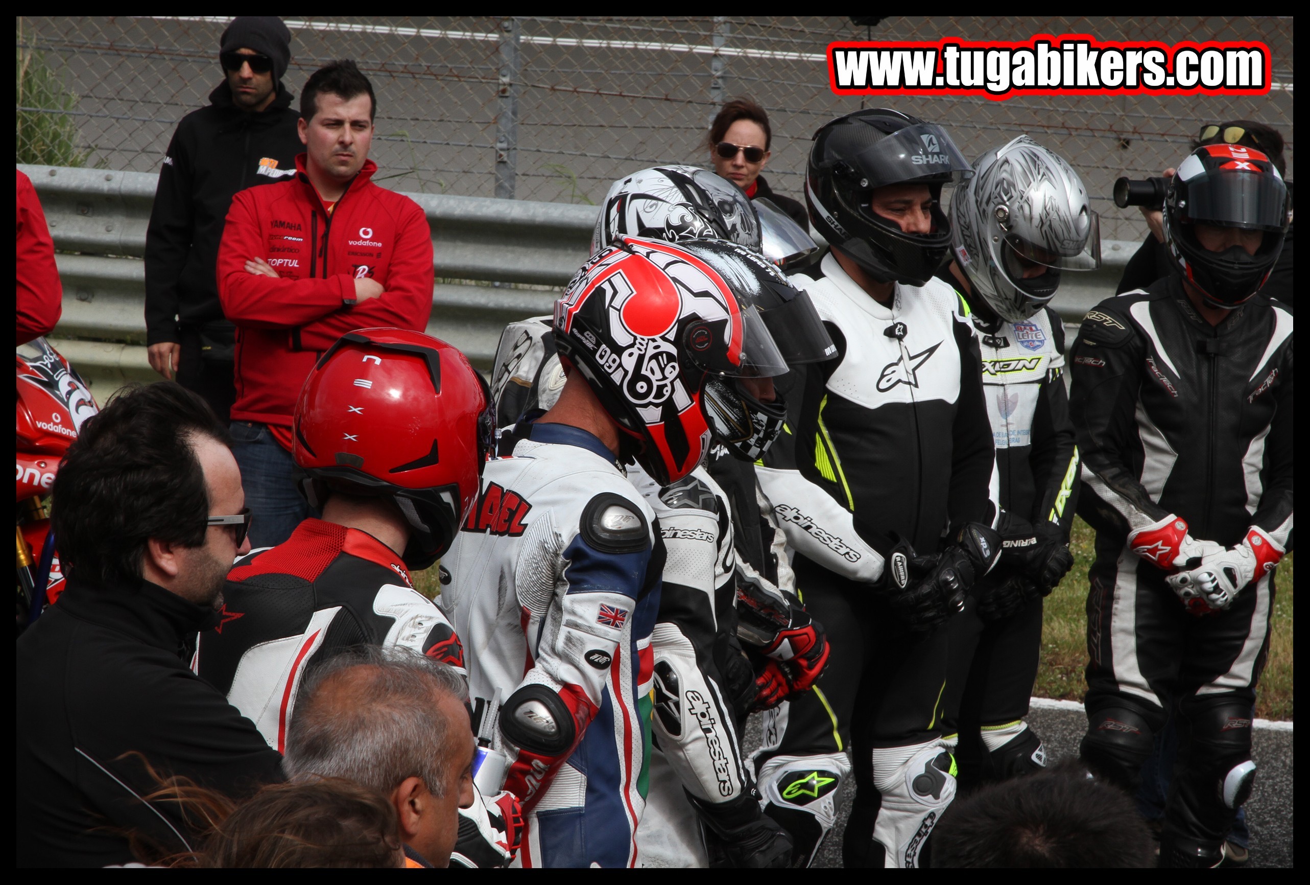 Campeonato Nacional de Velocidade Estoril I 7 e 8  de Maio e COPA MOTOVAL 2016 EJZzzD