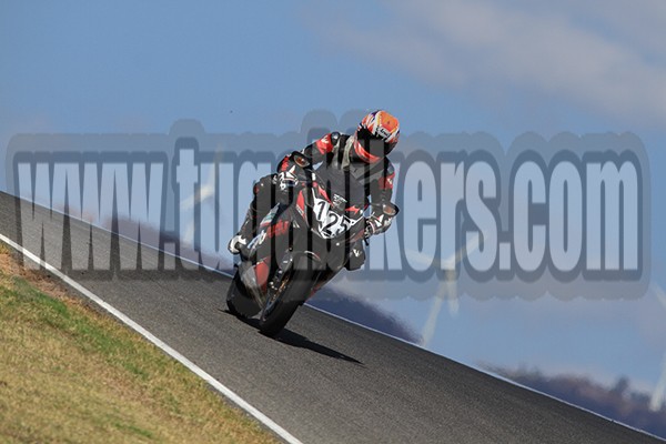 2016 Track Day Eybis 30 de Setembro a 2 Outubro e corrida Powertrophy 2 horas Endurance no Sbado T2ryM2