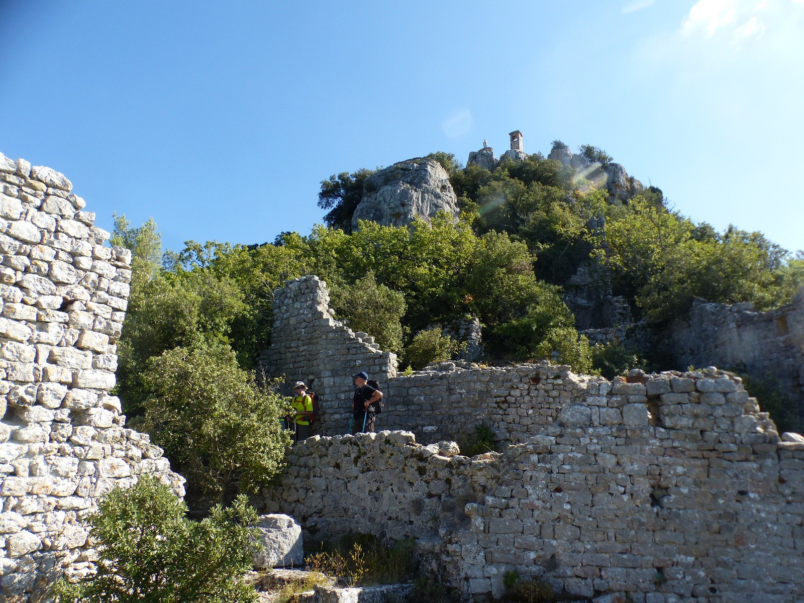 Rougiers-Source de la Guillandière-Castrum et Chapelle St Jean-Vendredi 17 septembre 2021 W0e0qU